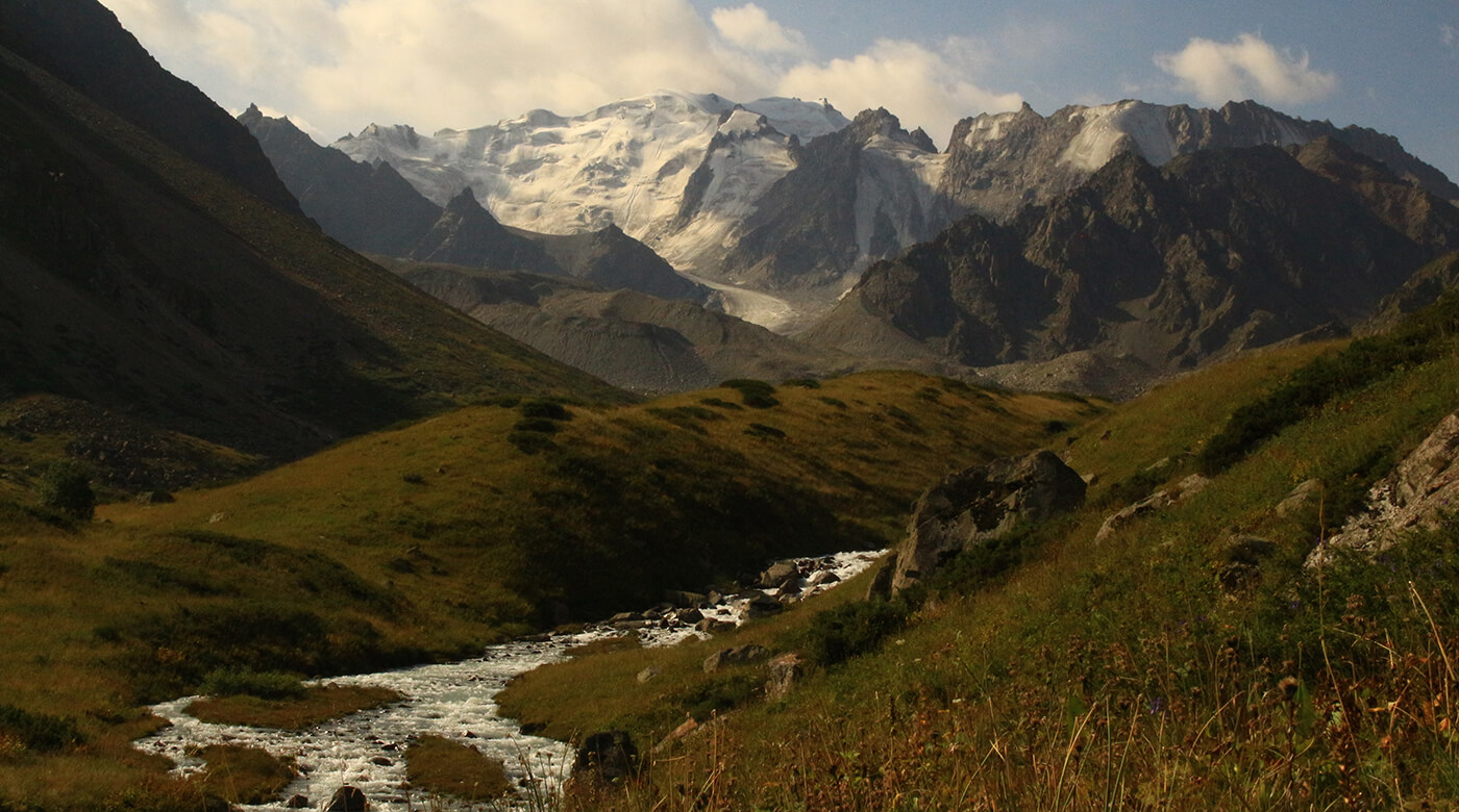 Kazahsztán utazás, gyalogtúra, Alatau, Almati, Talgra-völgy